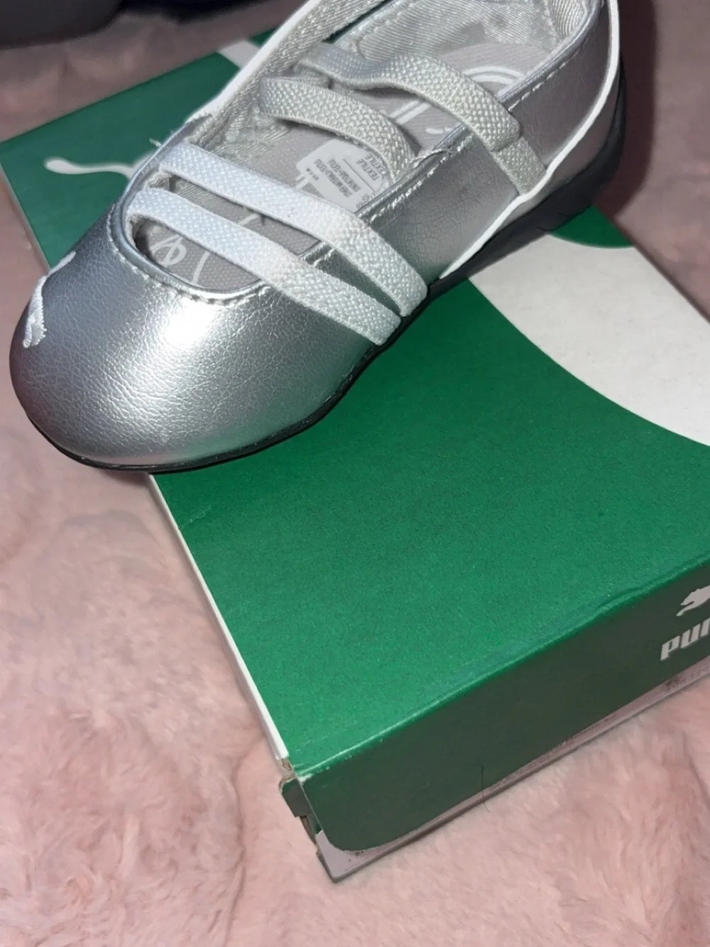 Puma metallic silver